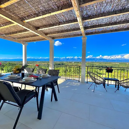 Rocca Dom wakacyjny *