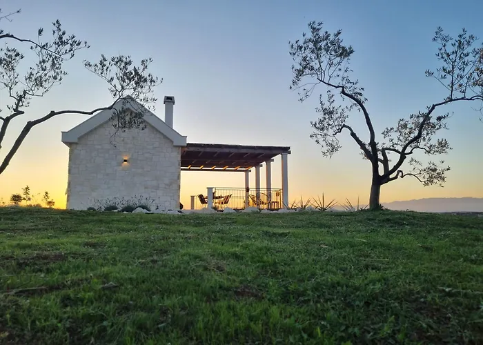 Ferienhaus Rocca Murvica (Policnik)